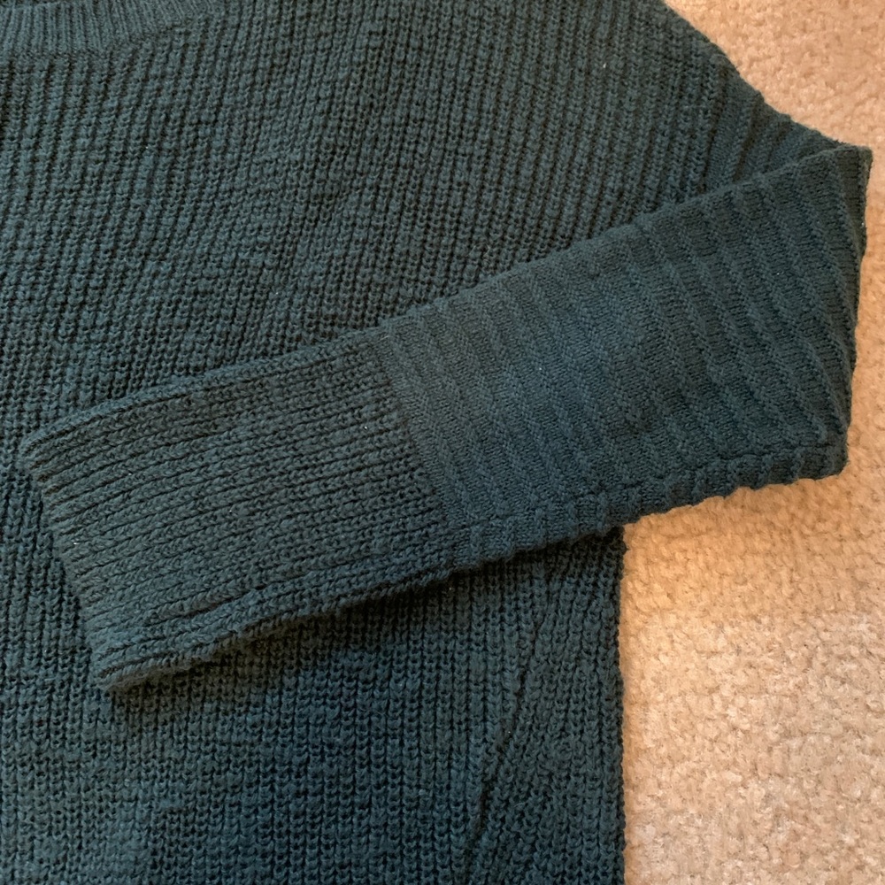 EXPRESS sweater - Picture 2 of 3